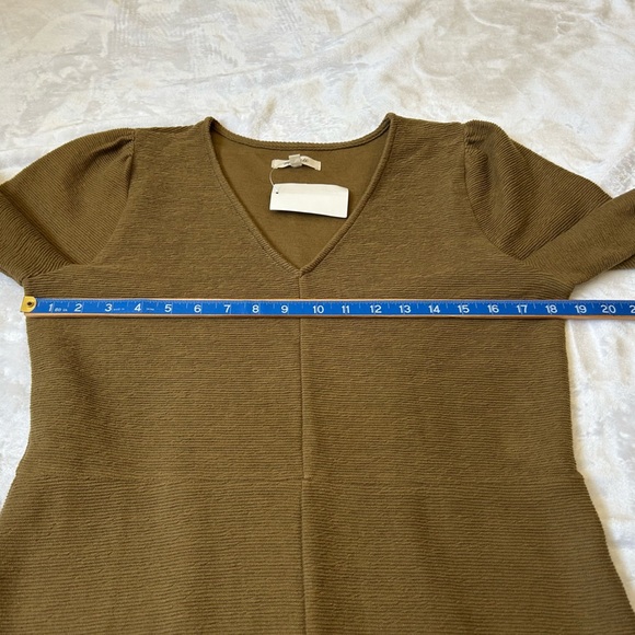 Madewell Texture & Thread Rib Knit V-Neck Long Sleeve Dress - Picture 2 of 7